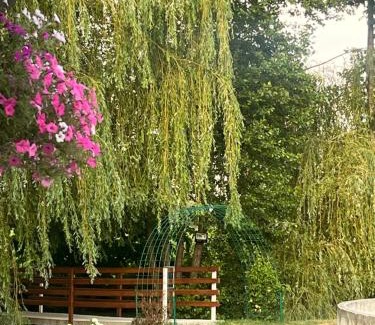 Voila House | Family-Friendly Retreat at La Izvoare Pensiune-Păstrăvărie