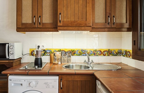Conil de la Frontera City Center Hotel | Eco-Friendly Retreat: La Jabega with Spa & Family Amenities