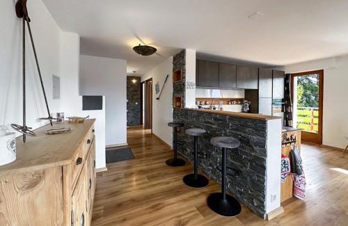 Lens Apartment | Pet-Friendly Retreat at La Jacinthe de Crans - 9.3 Rated