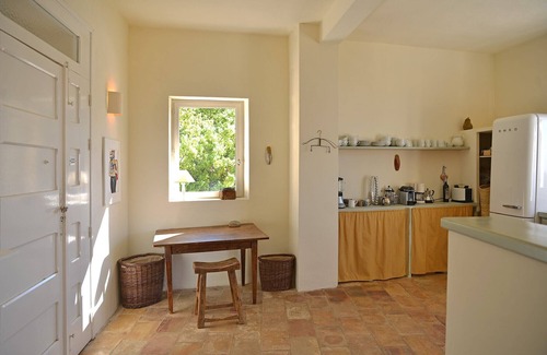 Murs House | La Jaumière: Heated Pool & Breathtaking Views Await