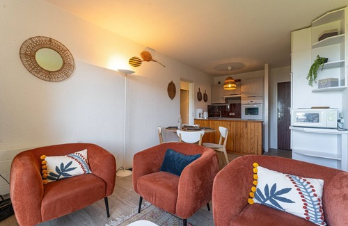 Le Moulleau Apartment | Experience La Jetée du Moulleau: Oceanfront Apartment for 4