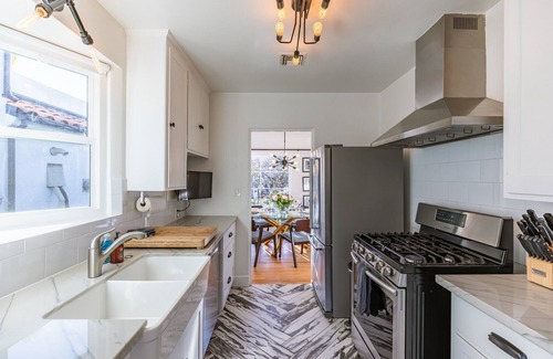 La Jolla Shores House | Oceanfront Bliss: B5331 La Jolla Beach Retreat