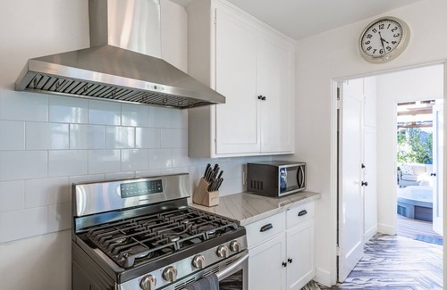 La Jolla Shores House | Oceanfront Bliss: B5331 La Jolla Beach Retreat