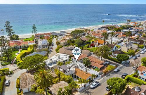 Beach Barber Tract House | La Jolla Gem Spa Oceanview Rooftop Deck