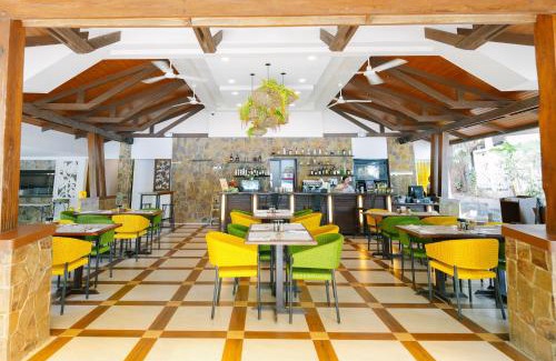 Bagac Resort | Pet-Friendly La Jolla Beach Resort with Pool & Breakfast