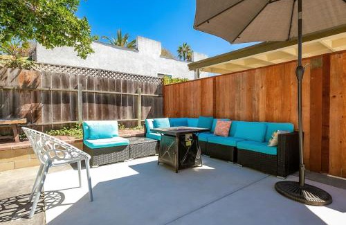 Beach Barber Tract House | Pet-Friendly La Jolla Oasis with Large Backyard & Beach Access