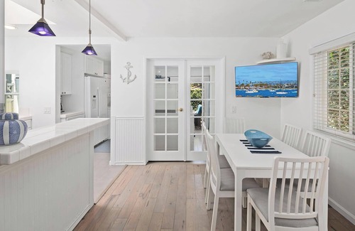 La Jolla Shores House | Beachside Retreat at La Jolla Shores with Fire Pit & Ocean View