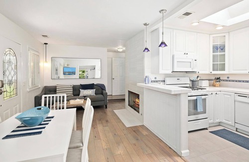 La Jolla Shores House | Beachside Retreat at La Jolla Shores with Fire Pit & Ocean View