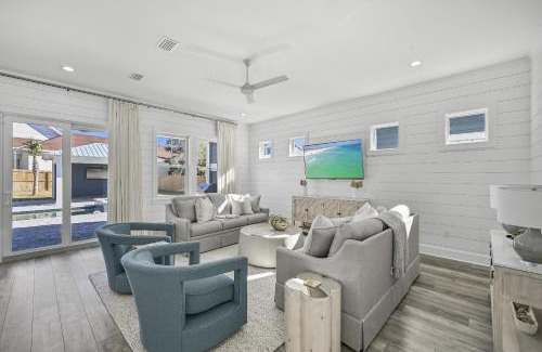Seacrest House | Discover La Joya Azul: 4-Star Family-Friendly Retreat