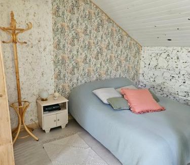 Fierville-les-Mines House | Pet and Child-Friendly Retreat at La Kabane