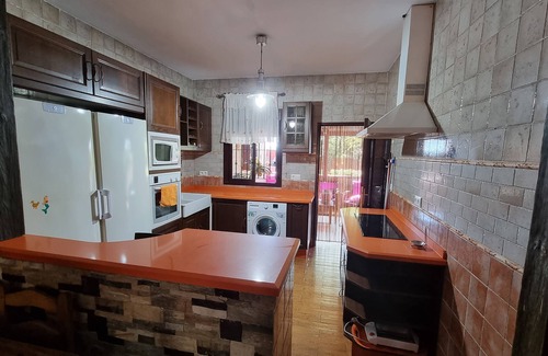 Chiclana de la Frontera Ski Chalet | Indulge at La Kasuka: Villa with Pool & Pet-Friendly Amenities