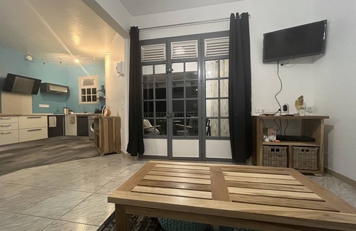 Trois-Ilets Apartment | Experience La Kaza Fanny: 10/10 Rated Near Anse à l'âne
