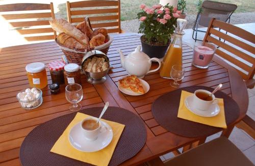 Bargemon Villa | Experience La Lézardière: Pet-Friendly with Ocean Views