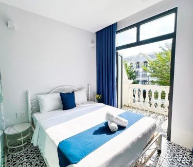 Ganh Dau Apartment | Pet-Friendly La La Homestay with Private Beach & Ocean View