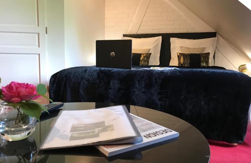 Cheverny Bed & Breakfast | Oceanfront Escape at La Levraudière - Rated 9.1/10!