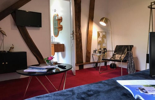 Cheverny Bed & Breakfast | Oceanfront Escape at La Levraudière - Rated 9.1/10!