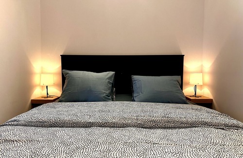 Dinant House | Cozy Retreat at La Little House de Dinant with Breakfast