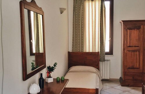 Centro Storico Bed & Breakfast | Family-Friendly Dining at La Locanda al Castello