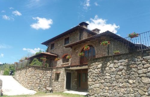 Gavinana Apartment | Discover La Locanda dei Reggia: Rated 9.7/10 & Pet Friendly