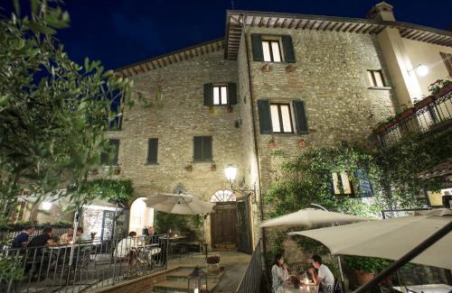 Montone Hotel | Pet-Friendly Retreat at La Locanda Del Capitano, Rated 9/10