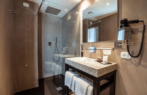 Olbia City Centre Hotel | Discover La Locanda del Conte Mameli: Eco-Friendly Retreat
