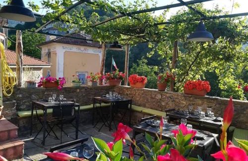 Caste Bed & Breakfast | Discover La Locanda Del Podestà in Cinque Terre