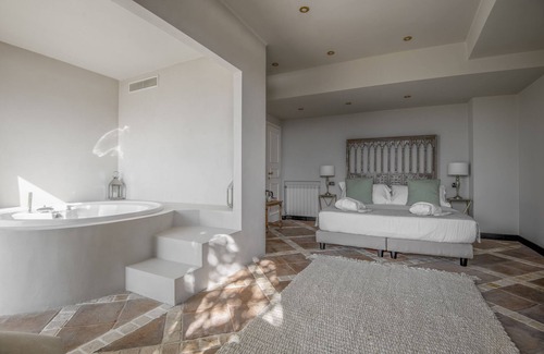 Marino Hotel | Relax at La Locanda del Pontefice with Spa and Family Amenities
