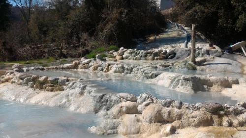 Bagni di Petriolo Hotel | Pet-Friendly Retreat at La Locanda di Petriolo with Spa