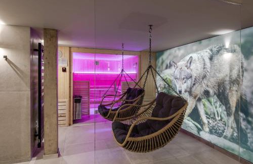 Gerardmer Villa | Modern La Loge aux Loups: Indoor Pool & Sauna Retreat
