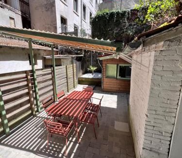 Vienne Apartment | Discover Family-Friendly Comfort at La Loge de l Odéon