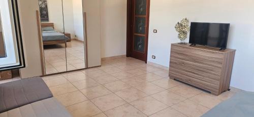 Taranto House | La Loggia sul mare