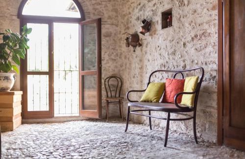 Arrone Apartment | Discover La Loggia Sul Nera: Pet-Friendly Retreat with Kitchen