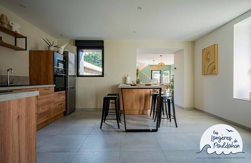 Tregunc Villa | La Longère de la Plage: Pet-Friendly Oasis near the Beach