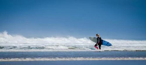 Les Conches House | Tranquil La Longère des Surfeurs - Family-Friendly Retreat