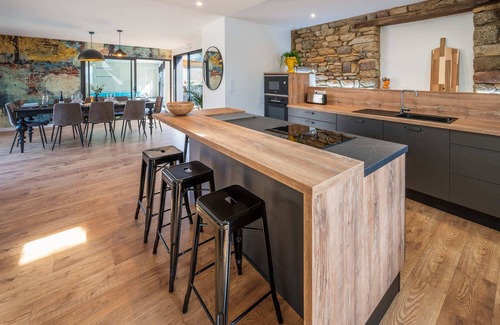 Tregunc House | Elegant La Longère du Verger with Indoor Pool & Beach Access