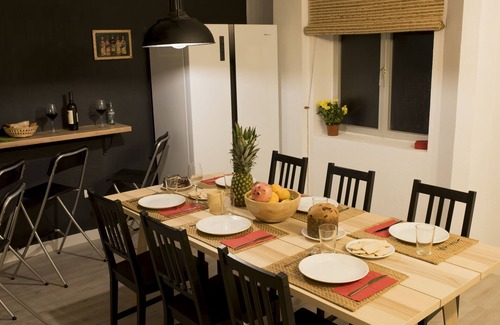 Ensanche Centro Apartment | Relaxing Oceanfront Retreat at La Lorraine Moselle Soho