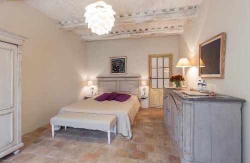 Robion Bed & Breakfast | Experience La Louvière des Bruyères with Oceanfront Views