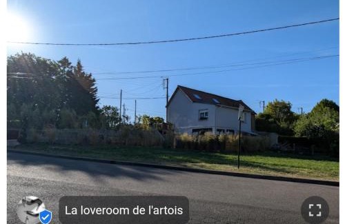 Souchez Apartment | Unforgettable Stay at La Loveroom de l'Artois with Pool