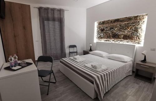 Pagliara Bed & Breakfast | Experience La Luce di Ambra: Oceanfront Bliss Awaits