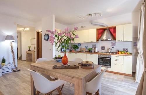 Ispra House | Scenic Lake View at La Luna nel Lago - 4-Star Comfort
