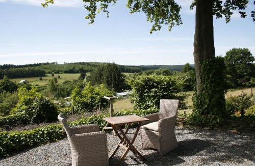 Redu Bed & Breakfast | Discover La Lune d'Or: Family-Friendly Hotel with Breakfast