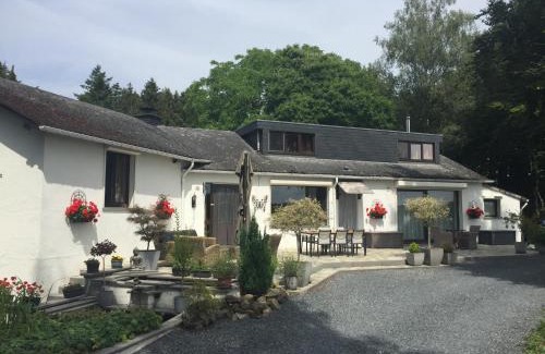 Redu Bed & Breakfast | Discover La Lune d'Or: Family-Friendly Hotel with Breakfast