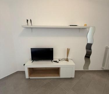 Bronte Apartment | La Lupa