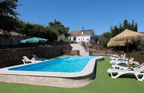 Cazorla House | Discover La Luz de Cazorla: Ocean View & Pet-Friendly Stay