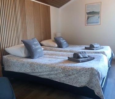 Venterol Bed & Breakfast | Inviting La Méridienne: Oceanfront Rooms with Pool Access