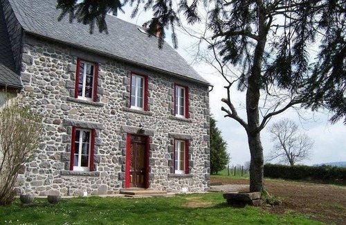 Tauves House | Discover La Maçonnerie - Family-Friendly & Accessible Stays