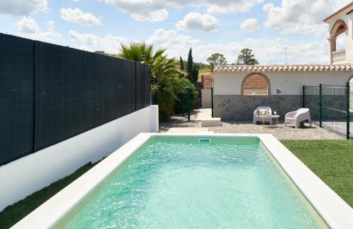 Campanillas Apartment | Guest Rated 9.3 - La Macarena Parque Tecnológico Awaits