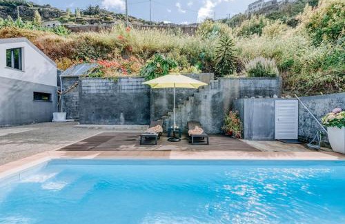 Tabua House | Experience La Madérene with Pool and Ocean Views in Madeira