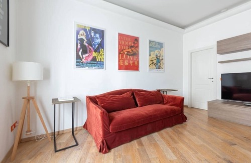 Guastalla Apartment | Discover La Madonnina: Family-Friendly Stay in Milan