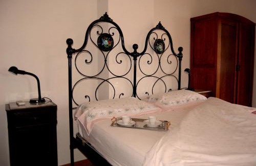 Montecchio House | Discover La Maestà Tuscan Sun: Oceanfront Bliss Awaits